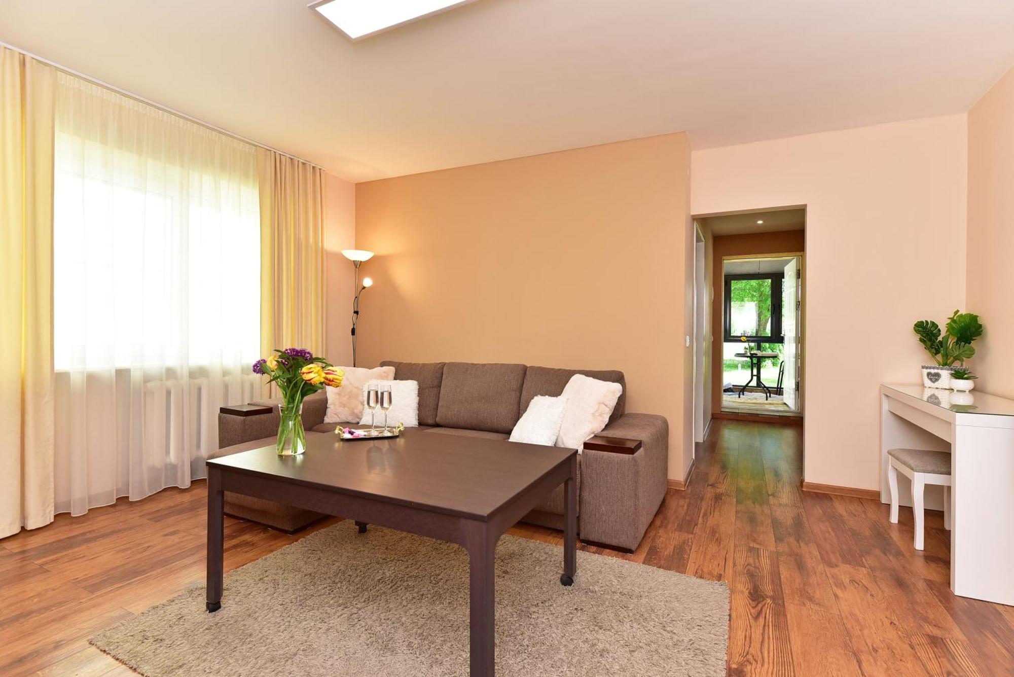 Oksanos Apartamentai Druskininku Centre ดรูซกินินไก ภายนอก รูปภาพ
